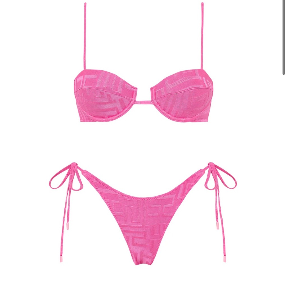 brand new with tags triangle, pink, underwire bikini
